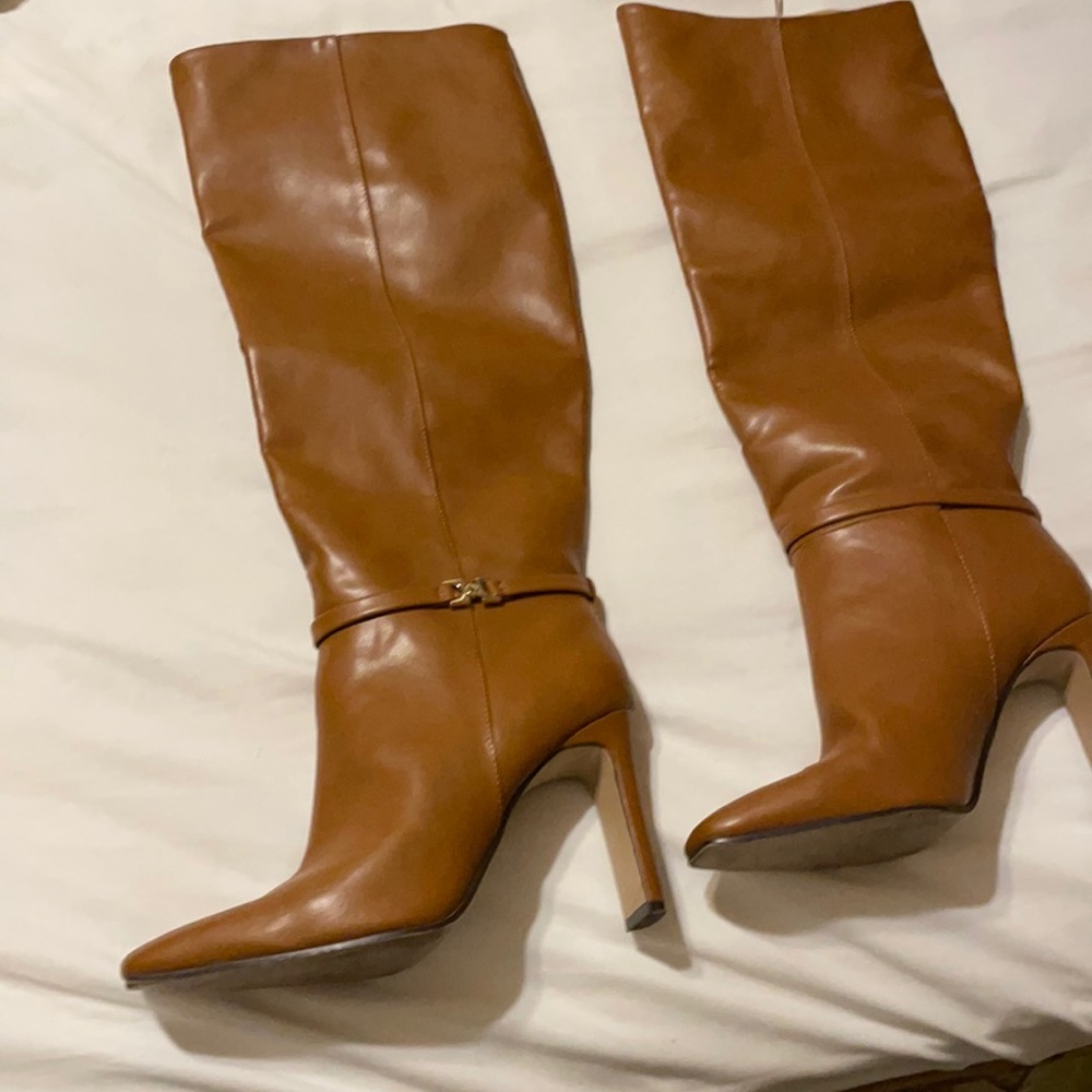 Brown boots